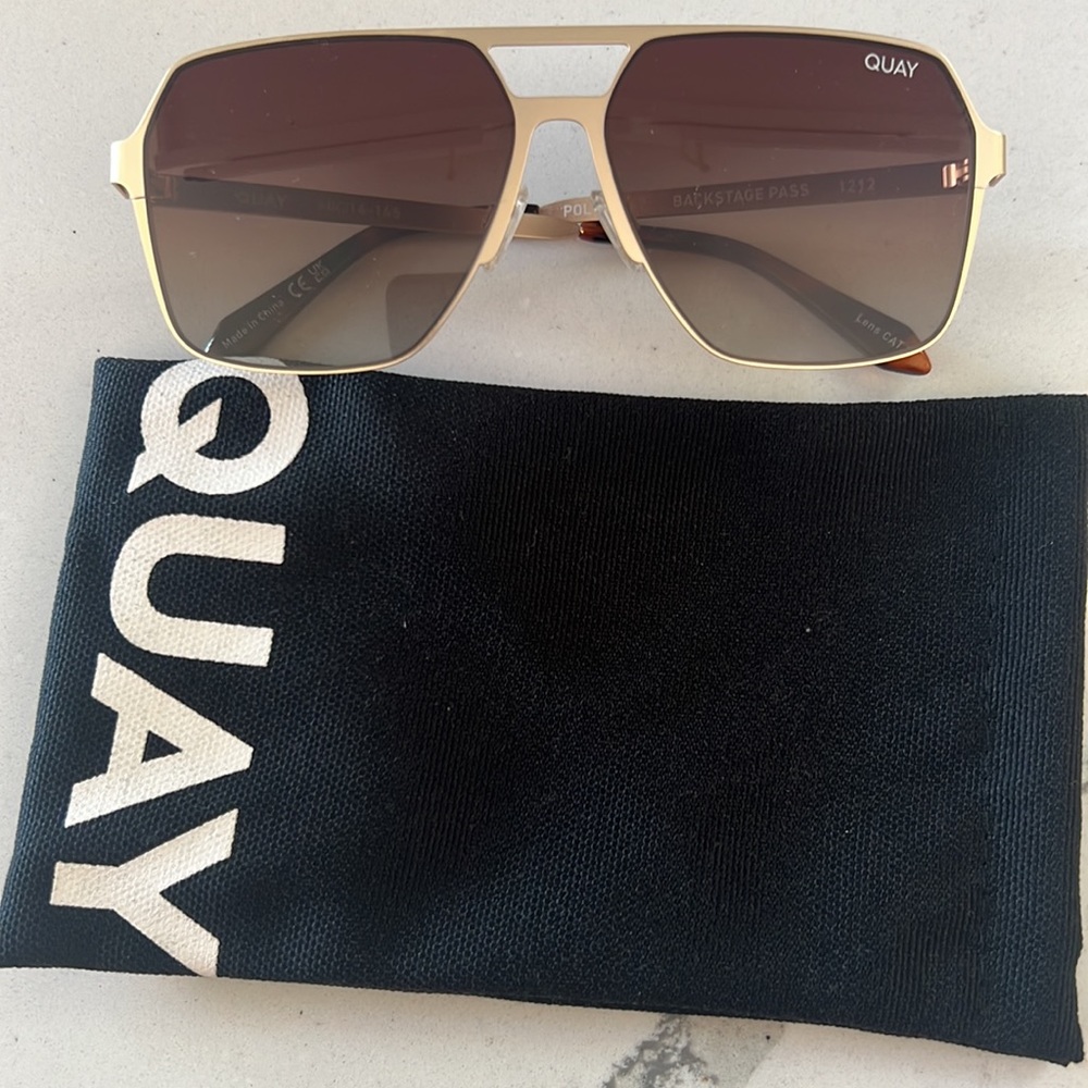 Quay Australia Backstage Pass UNISEX